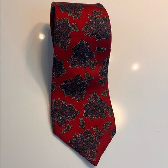Christian Dior Red Paisley Silk Tie - Picture 5 of 10
